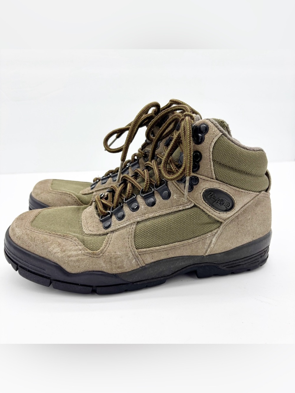 Vasque Alpha Hiking Boots - Picture 4 of 10